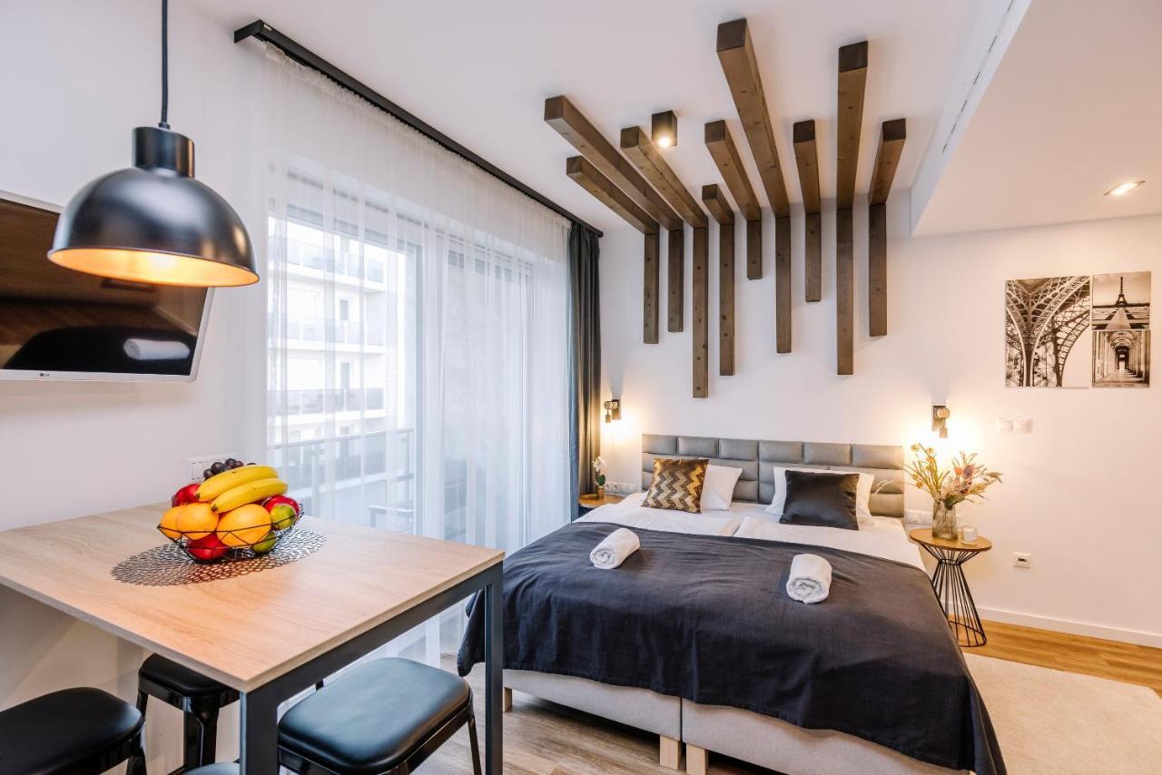 Amade Apartmanok 2 Győr Exterior foto