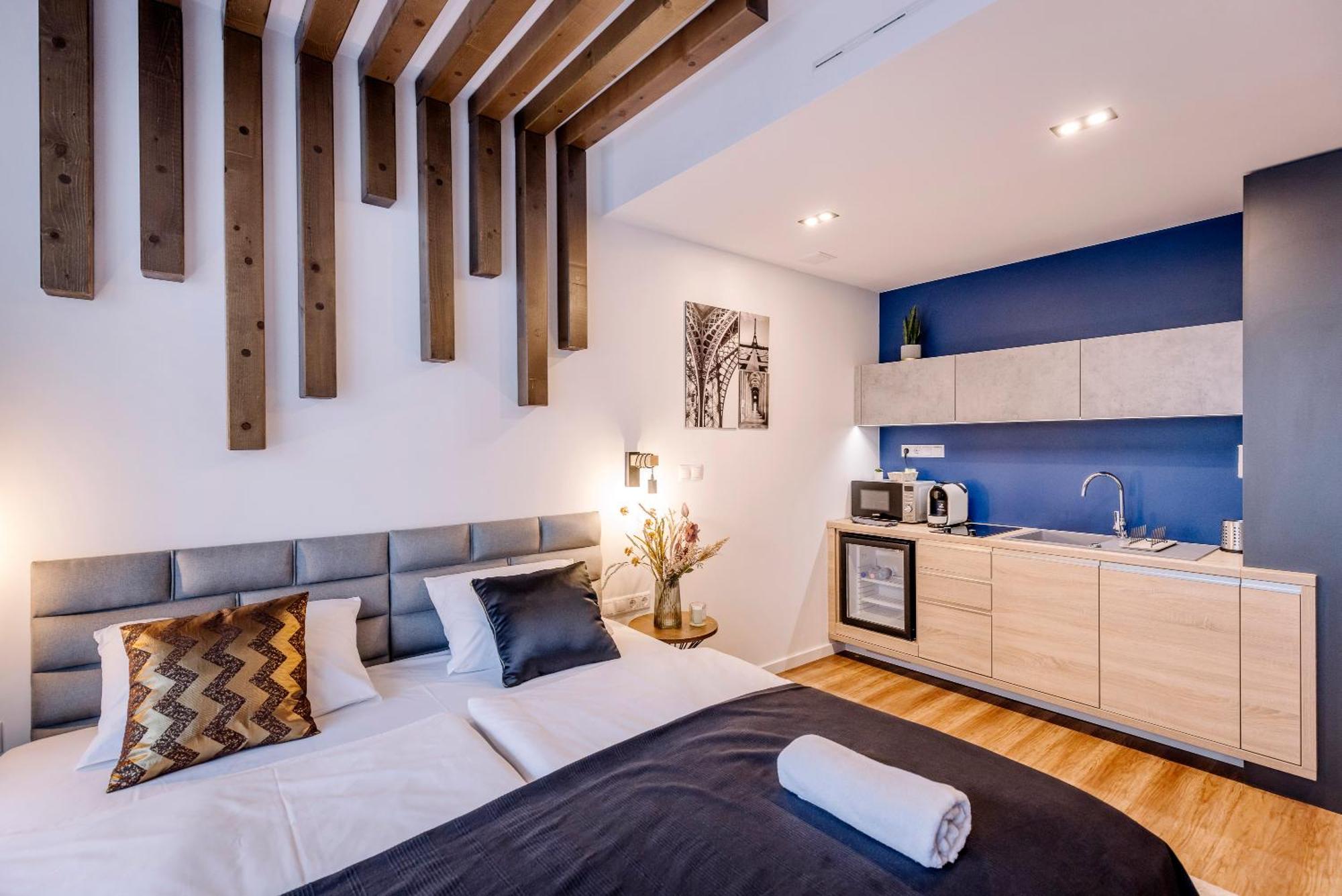 Amade Apartmanok 2 Győr Exterior foto