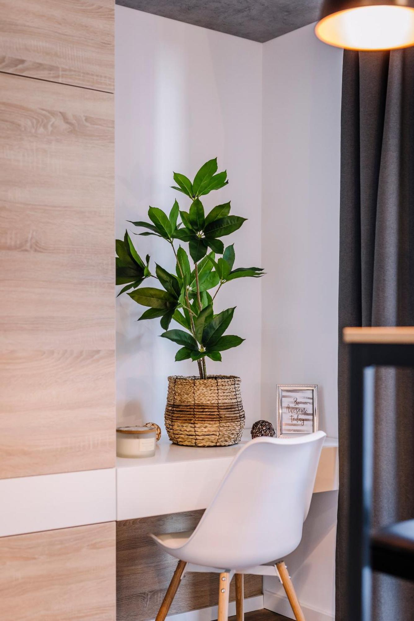 Amade Apartmanok 2 Győr Zimmer foto
